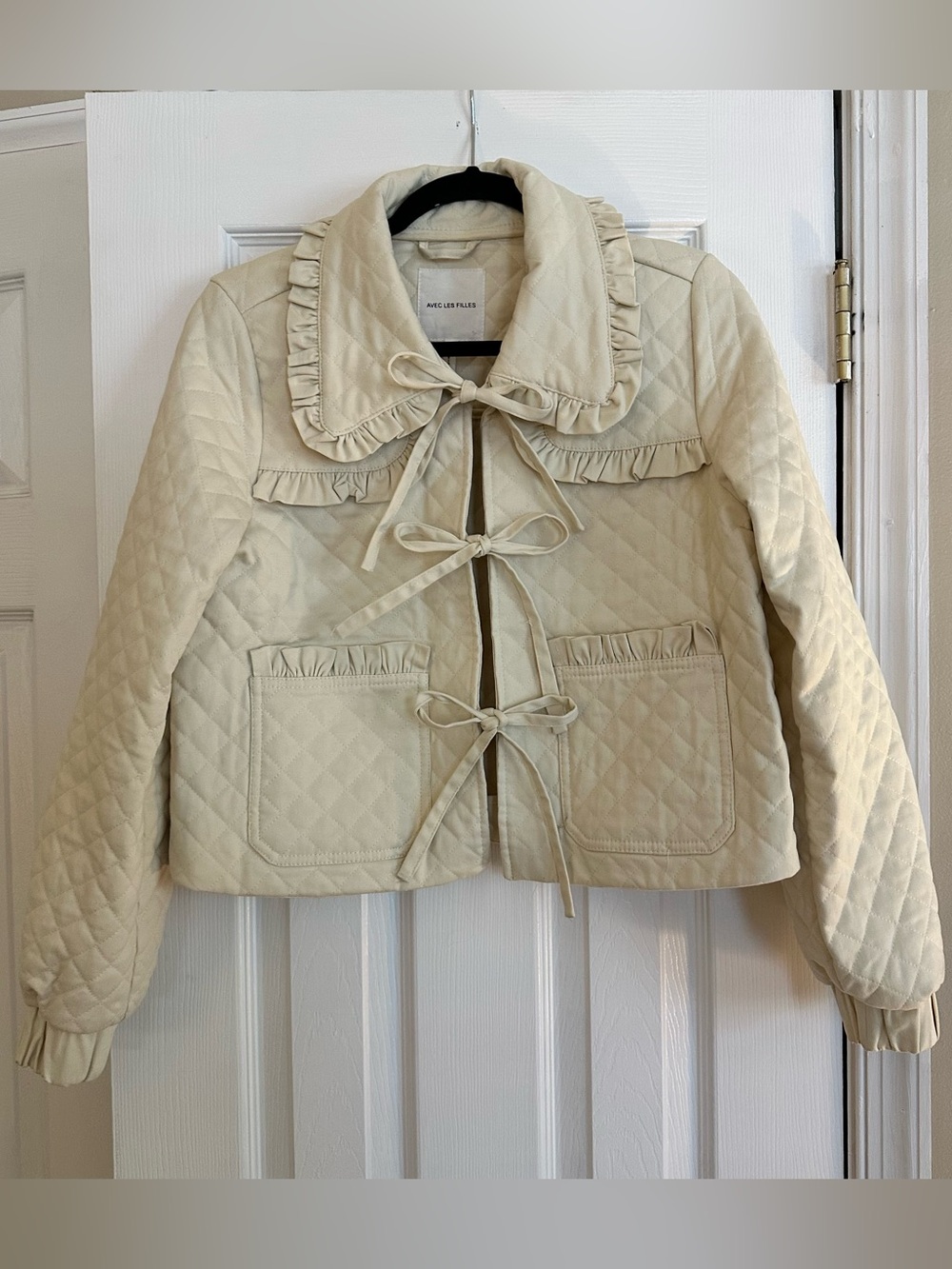 Avec Les Filles Quilted Tie-Front Jacket Cream Coquette Ruffle Anthropologie M